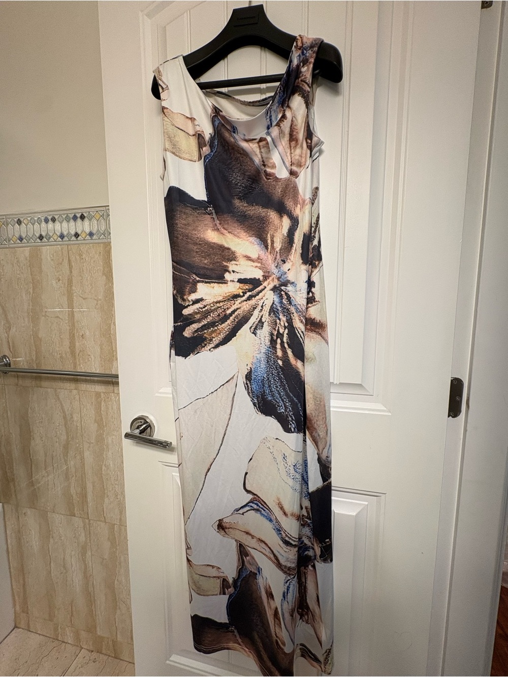 NWT Commense Asymmetrical Printed Off-Shoulder Slim Long Dress- size M - Picture 4 of 6
